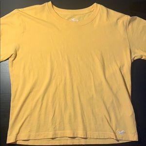 Hollister yellow tee